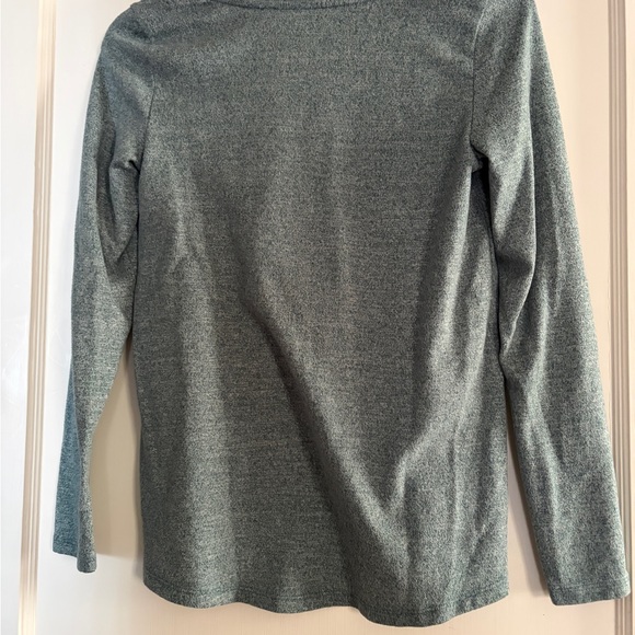 American Eagle Outfitters Green V-Neck Top - Picture 3 of 3
